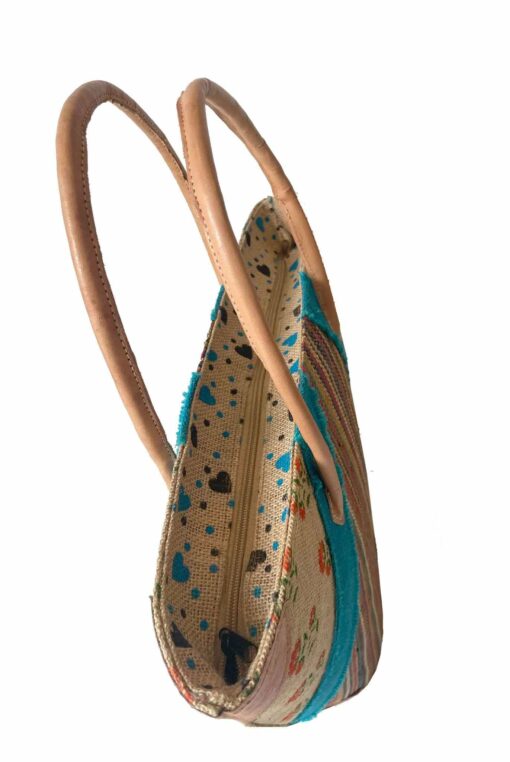 SAC RAPHIA TRAPÈZE FLEURIE-001 – Image 2